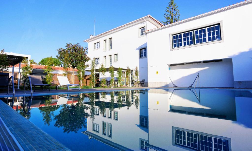 Photo #1 of Art 4 You Carcavelos Suites in Carcavelos, Portugal