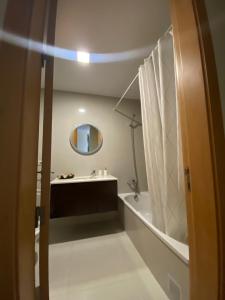 Photo #4 of Sol Poente Praia Apartment in Entrada C, Portugal