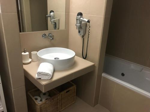 Photo #3 of Salgados Beach Apartment 6A in Albufeira, Portugal