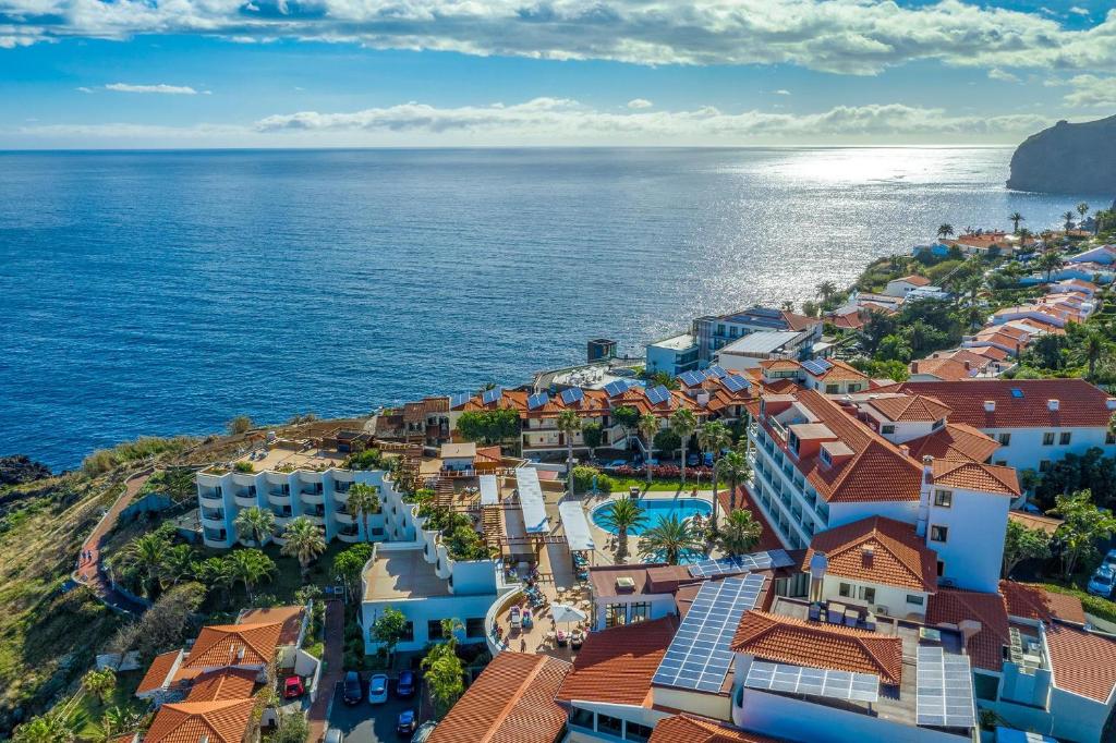Photo #1 of Sentido Galosol in Caniço, Portugal