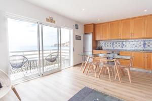 Photo #4 of Apartamento Mar e Sol in Nazaré, Portugal