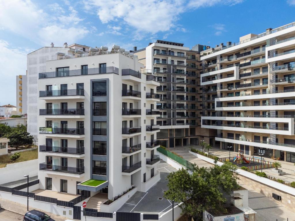 Photo #1 of Apartamento Rocha Mar by Portucasa in Portimão, Portugal