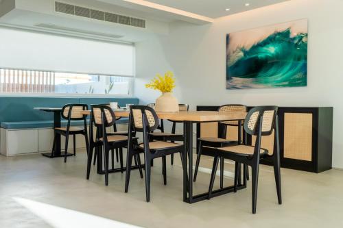 Photo #3 of Silveira Bay Lounge Retreat in Angra do Heroísmo, Portugal