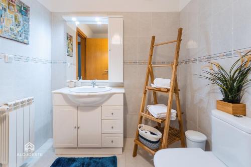 Photo #3 of Sun Wave Apartment - Santa Cruz in Casal Ventoso, Portugal