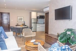 Photo #5 of Tradewinds Apartments Simpson Bay in Simpson Bay, Sint Maarten