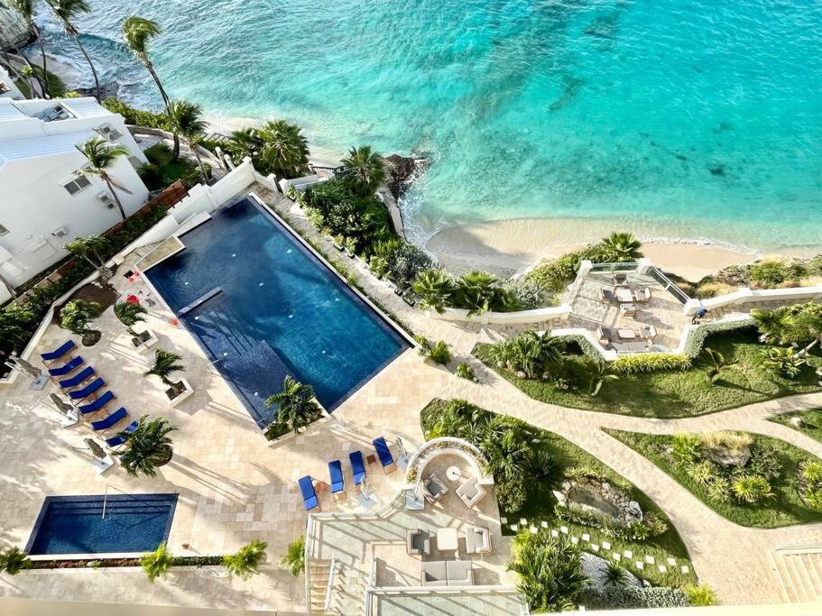 Photo of Beachfront luxury 2br condo in Maho Beach, Sint Maarten
