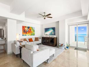 Photo #5 of 2BR - Corner Deluxe Condo in Simpson Bay, Sint Maarten