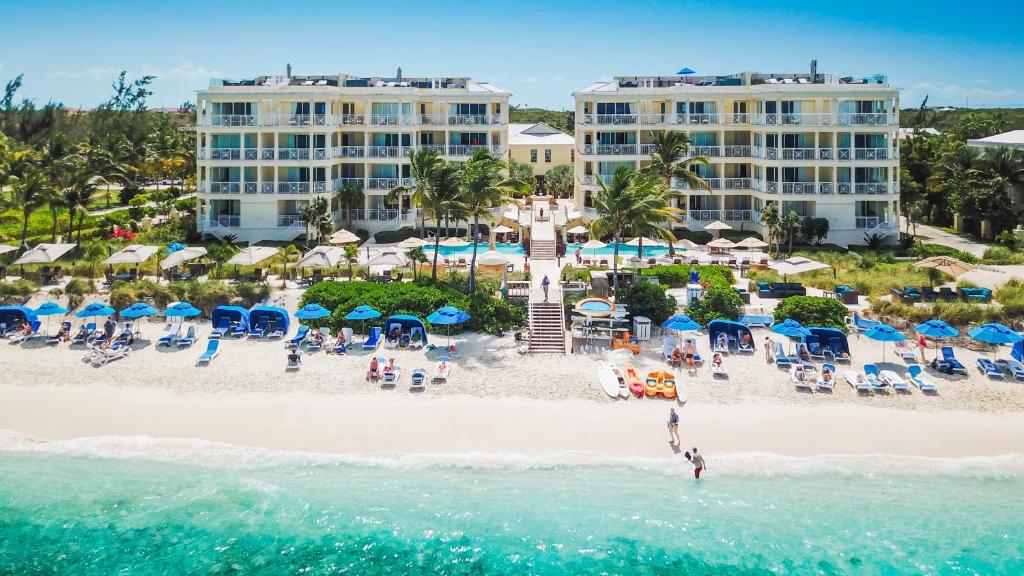 Photo of Windsong on the Reef in The Bight Settlement, Turks and Caicos Islands
