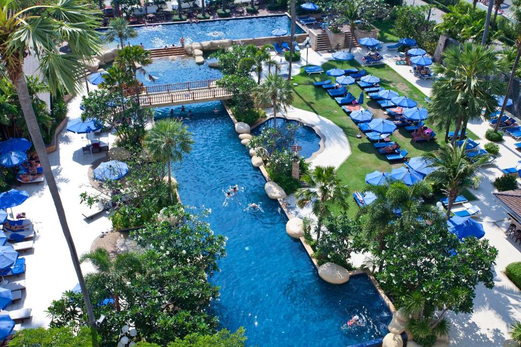 Photo #1 of Jomtien Palm Beach Hotel and Resort in Muang Pattaya, Thailand