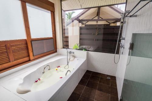 Photo #3 of Coco Palm Beach Resort - SHA Extra Plus in Mae Nam, Thailand