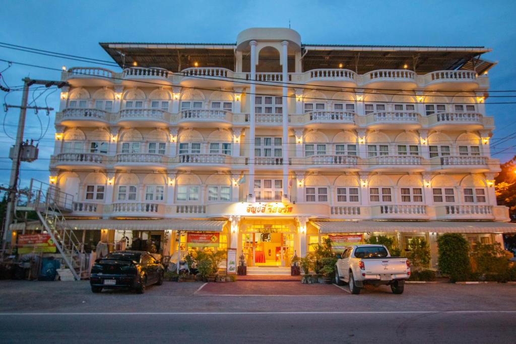 Photo #1 of Anchalee Resort in Bang Saphan District, Thailand