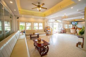 Photo #4 of Anchalee Resort in Bang Saphan District, Thailand