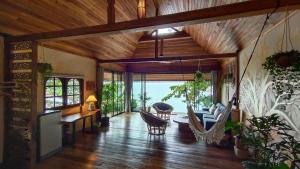 Photo #5 of Why Nam Beach in Tambon Ban Tai, Thailand