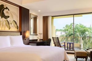 Photo #4 of Dusit Thani Pattaya in Muang Pattaya, Thailand