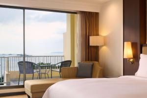 Photo #6 of Dusit Thani Pattaya in Muang Pattaya, Thailand