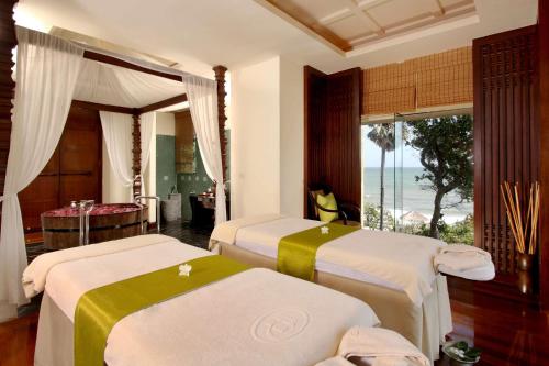 Photo #2 of Hilton Hua Hin Resort & Spa in Tambon Hua Hin, Thailand