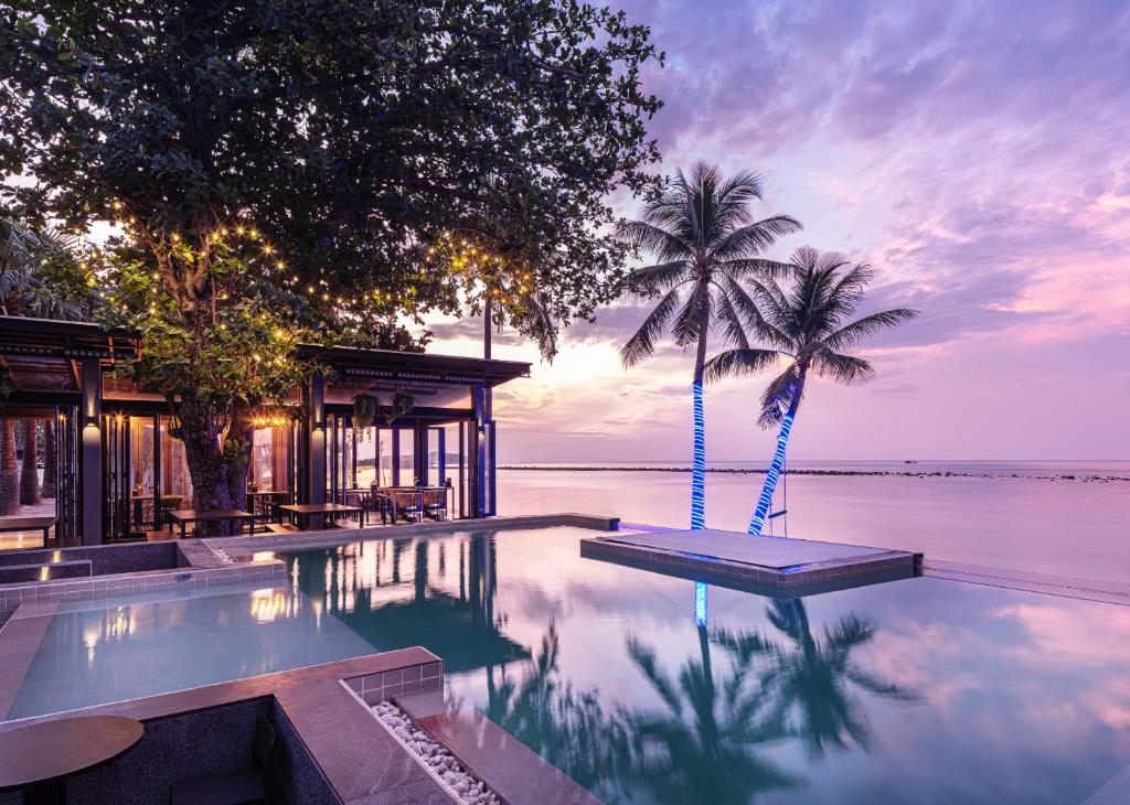 Photo of Lub d Koh Samui Chaweng Beach - Beachfront & Vibrant Social Vibe in Tambon Bo Put, Thailand