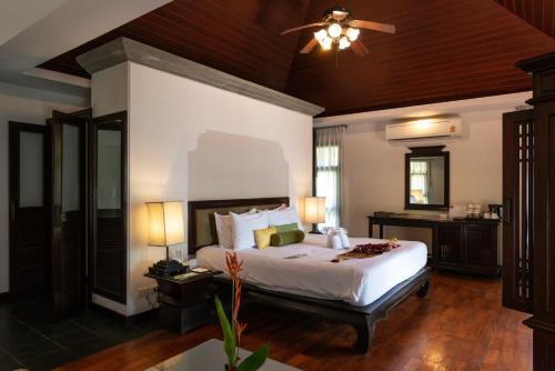 Photo #2 of Seaview Resort Khao Lak - SHA Plus in Khuekkhak, Thailand