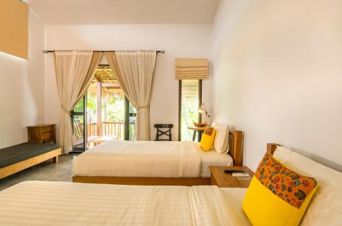 Photo #2 of Islanda Hideaway Resort in Khlong Khamot, Thailand