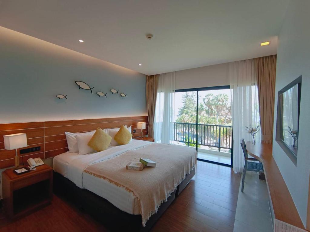 Photo #1 of Fisherman's Resort Haad Chao Samran in Tambon Hat Chao Samran, Thailand