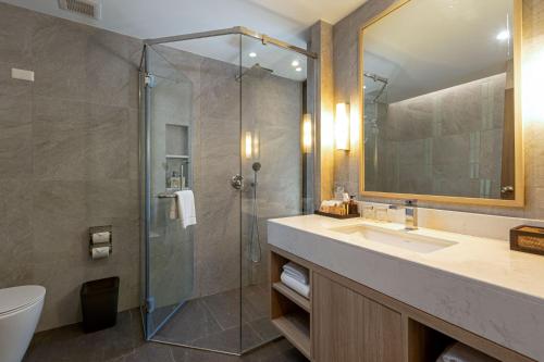 Photo #3 of Khaolak Merlin Resort in Tambon Lam Kaen, Thailand