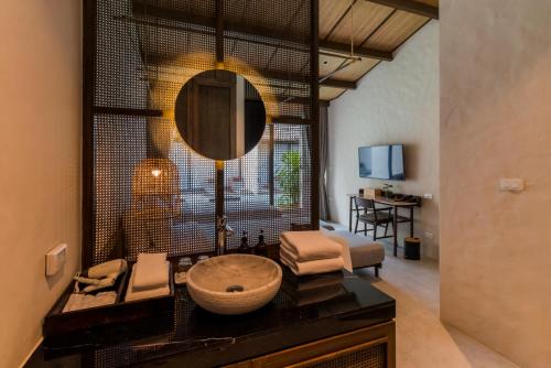Photo #3 of The Flow Samui Beach Resort in Tambon Mae Nam, Thailand