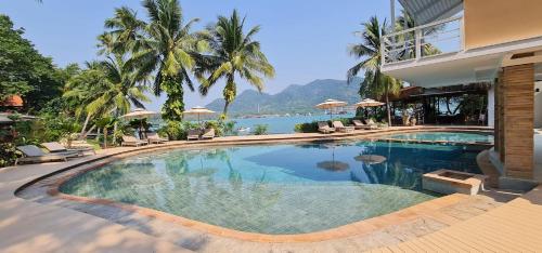 Photo #3 of Resolution Resort in ตำบล เกาะช้างใต้, Thailand
