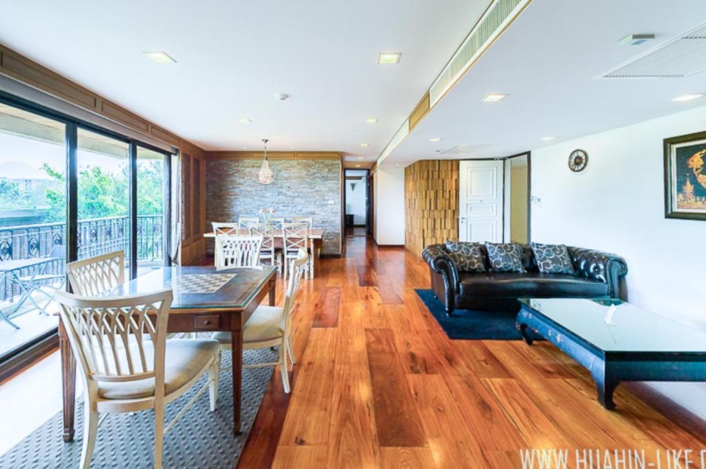 Photo #1 of Marrakesh Huahin 4bedrooms suite with Jacuzzi 208 in Tambon Nong Kae, Thailand