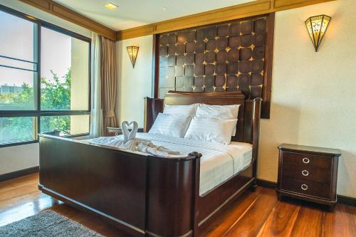 Photo #2 of Marrakesh Huahin 4bedrooms suite with Jacuzzi 208 in Tambon Nong Kae, Thailand