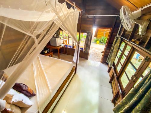 Photo #3 of Lipe Beach Resort in Ko Lipe, Thailand