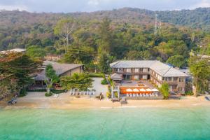 Photo #6 of Baan Ploy Sea in Tambon Phe, Thailand