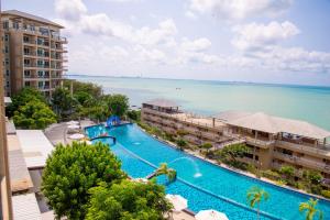 Photo #4 of Royal Phala Cliff Beach Resort in Tambon Phla, Thailand