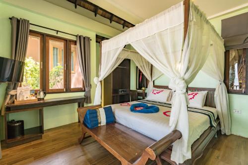 Photo #2 of Koh Tao Beach Club in Tambon Ko Tao, Thailand
