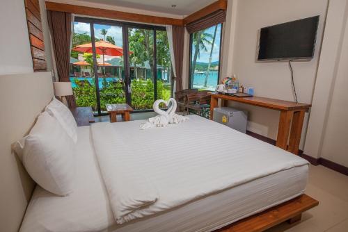 Photo #2 of Samui Mermaid Beachfront in Bo Put, Thailand