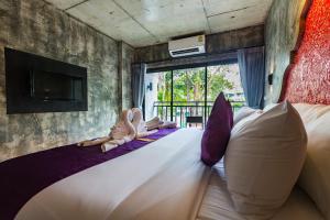 Photo #6 of Maneetel Krabi Beachfront-SHA Plus in Ao Nang, Thailand