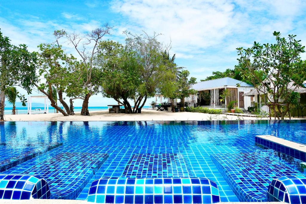 Photo #1 of Sabaii Bay Resort in Ko Pha ngan, Thailand