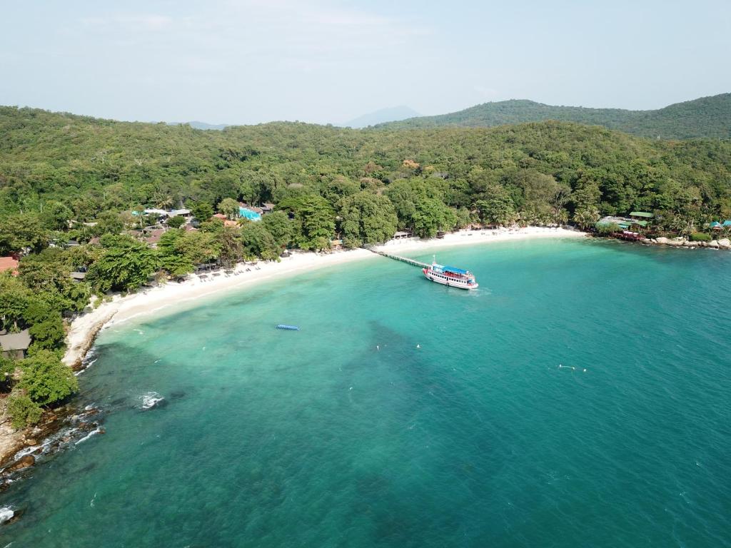 Photo #1 of Samed Tropical Resort in Tambon Phe, Thailand