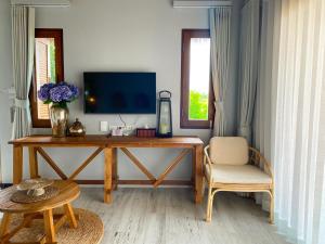 Photo #5 of The Mak Trat in Ko Mak, Thailand