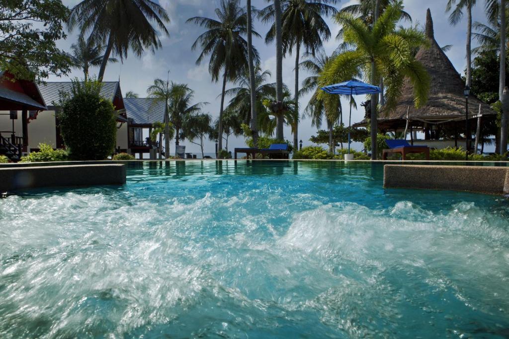 Photo #1 of Dewshore Resort in Ban Tai, Thailand
