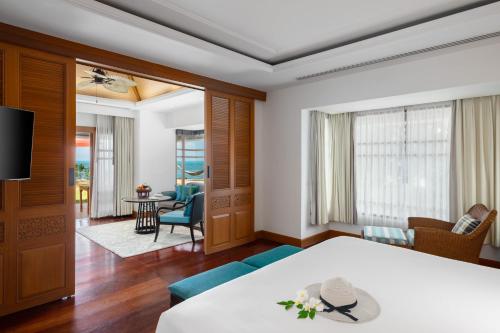 Photo #2 of Santiburi Koh Samui in Tambon Mae Nam, Thailand