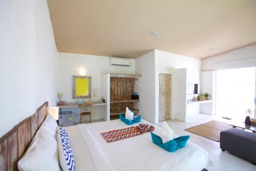 Photo #2 of Lime N Soda Beachfront Resort in Suratthani, Thailand