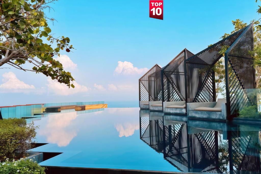 Photo #1 of The EDGE Sea View Holiday inn new in Muang Pattaya, Thailand
