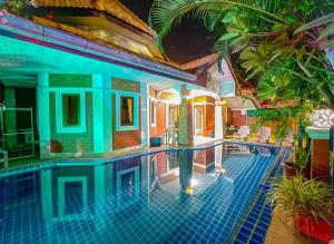 Photo #4 of GARDEN VILLA - PATTAYA HOLIDAY HOUSE WALKING STREET 4 bedrooms in Pattaya, Thailand
