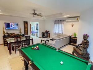 Photo #6 of GARDEN VILLA - PATTAYA HOLIDAY HOUSE WALKING STREET 4 bedrooms in Pattaya, Thailand