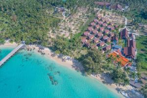 Photo #4 of Koh Kood Paradise Beach in Tambon Ko Kut, Thailand