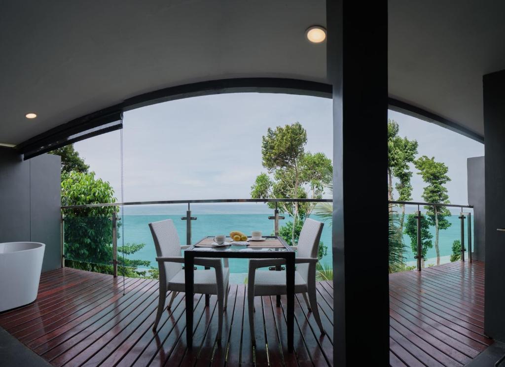 Photo #1 of Cliff Lanta Suite-Koh Lanta Krabi in Saladan, Thailand