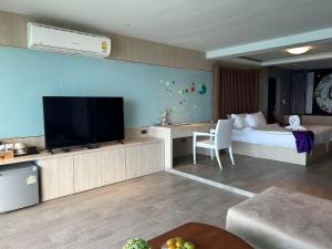 Photo #6 of Cliff Lanta Suite-Koh Lanta Krabi in Saladan, Thailand