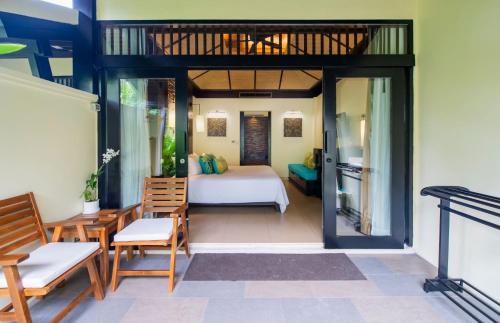 Photo #2 of Impiana Beachfront Resort Patong, Phuket in Tambon Patong, Thailand