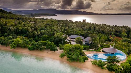 Photo #2 of Island Escape Burasari in Ko Kaeo, Thailand