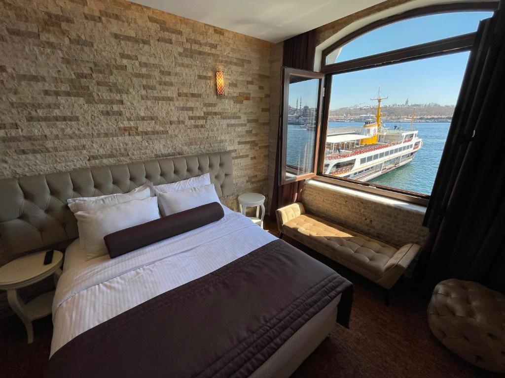 Photo of Kavi Seaside Hotel in Beyoglu, Turkey